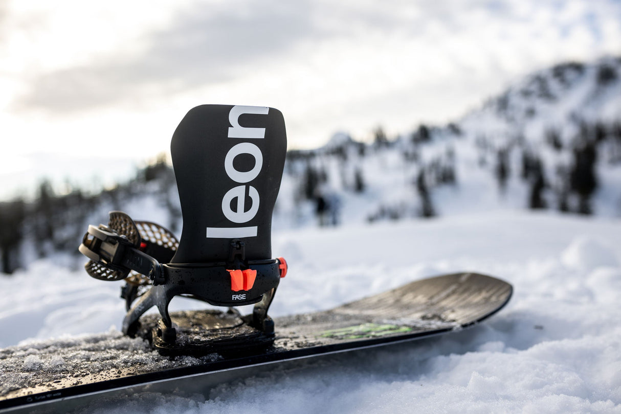 Bataleon Blaster FASE™ AsymWrap™ Snowboard Bindings 2026 - The Snowboard Shop