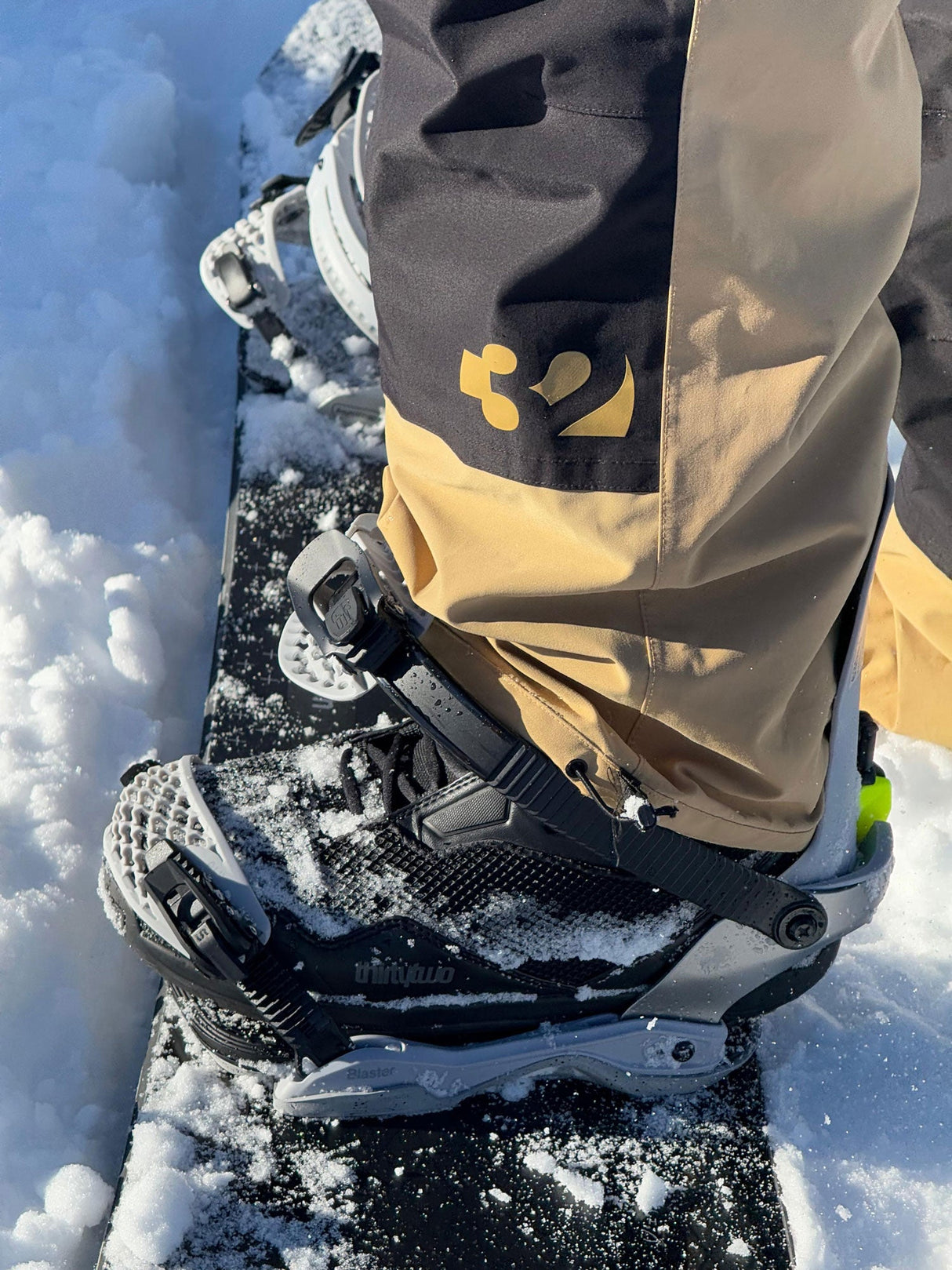 Bataleon Blaster FASE™ AsymWrap™ Snowboard Bindings 2026 - The Snowboard Shop