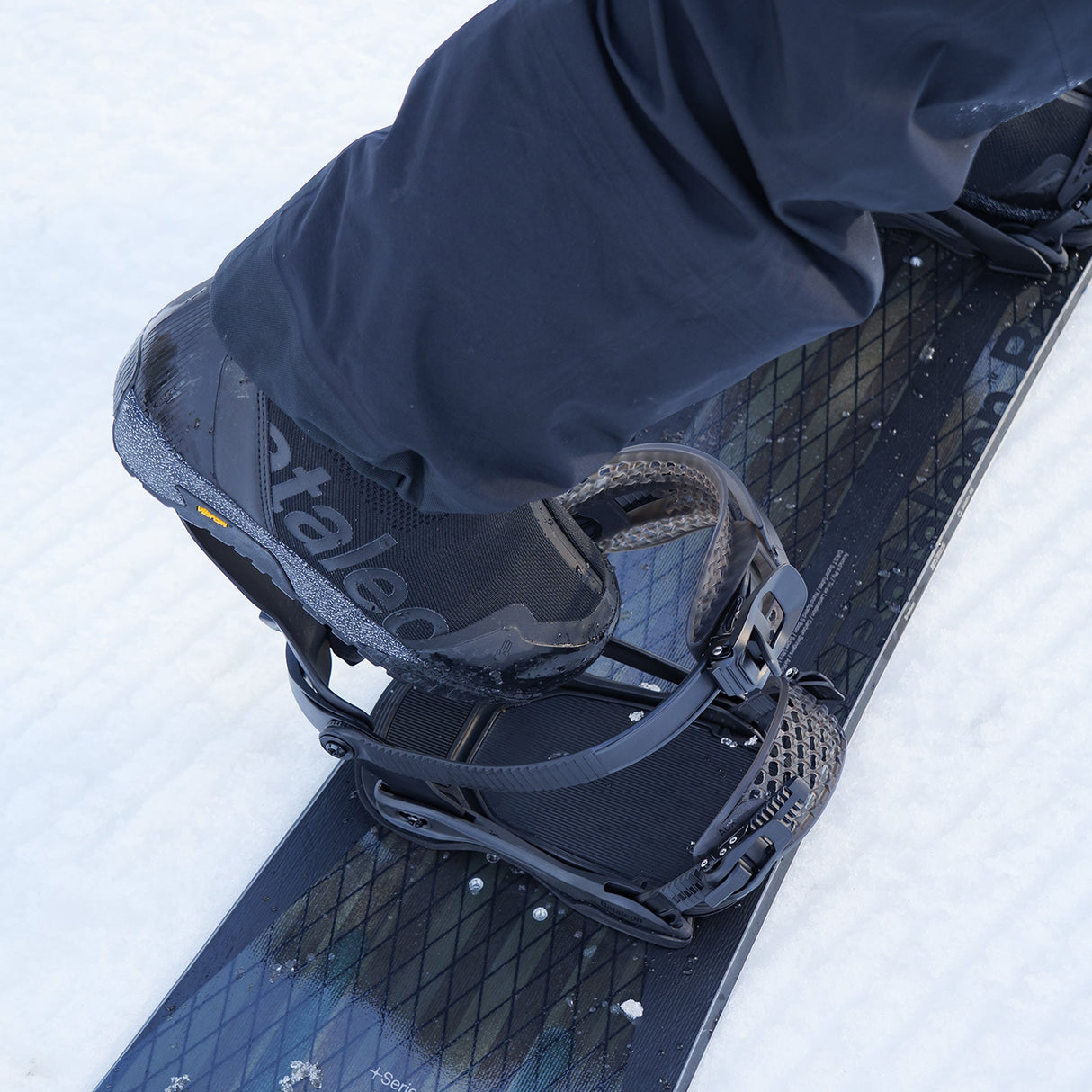 Bataleon Blaster FASE® AsymWrap™ Snowboard Bindings 2027 - The Snowboard Shop