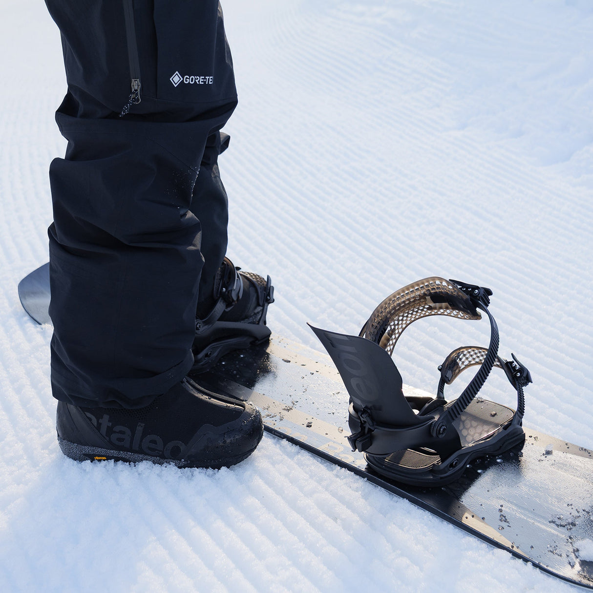 Bataleon Blaster FASE® AsymWrap™ Snowboard Bindings 2027 - The Snowboard Shop