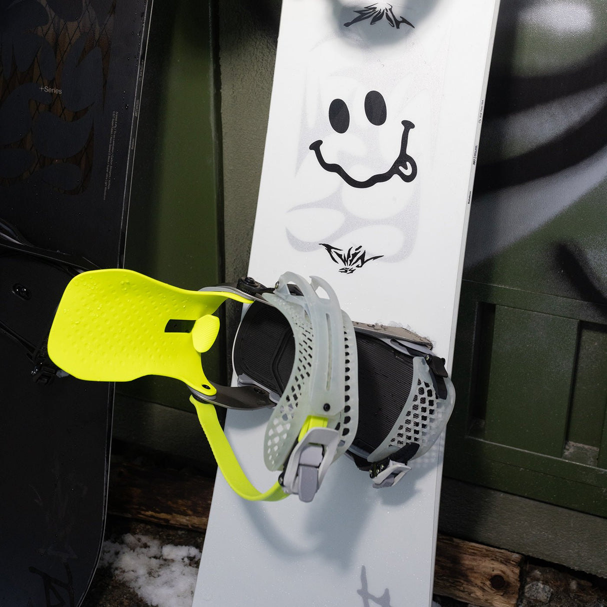 Bataleon Blaster FASE® AsymWrap™ Snowboard Bindings 2027 - The Snowboard Shop