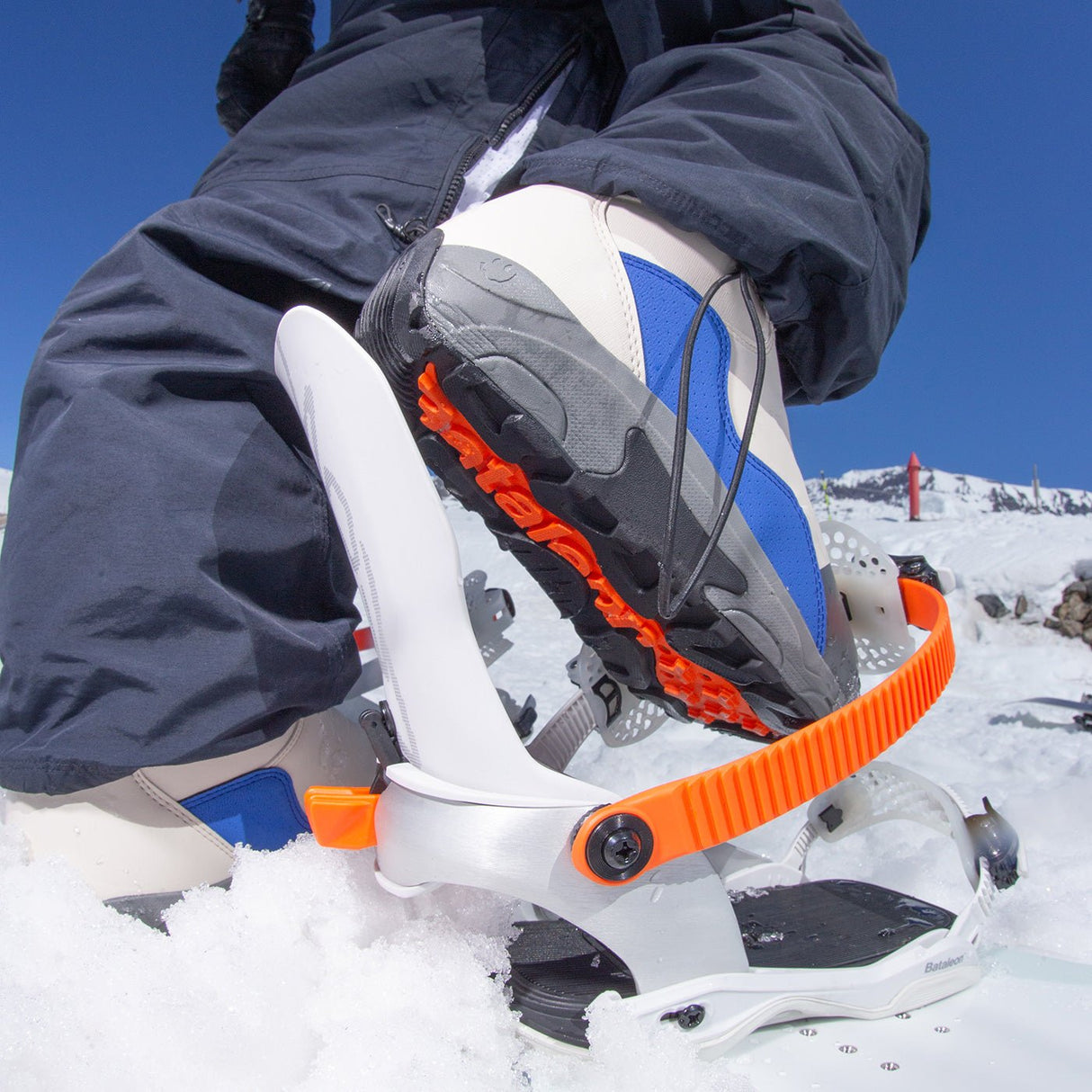 Bataleon Blaster FASE® AsymWrap™ Snowboard Bindings 2027 - The Snowboard Shop