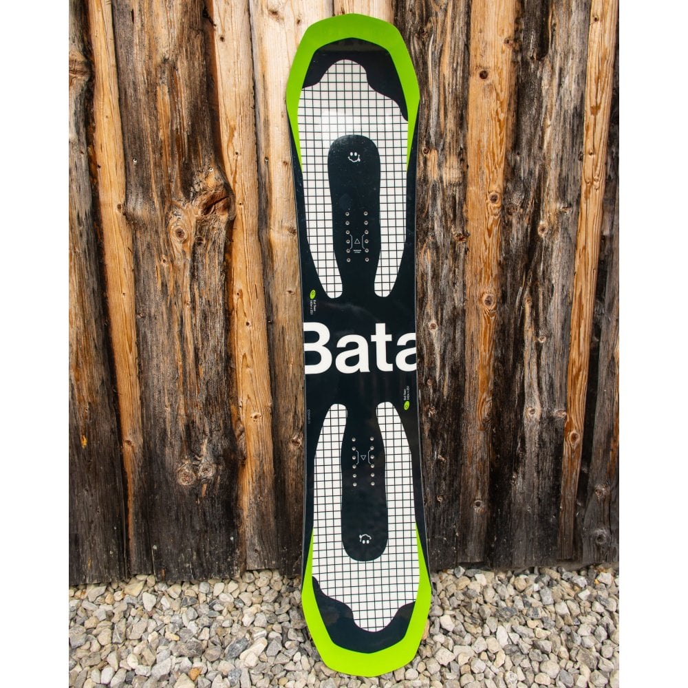 Bataleon Evil Teen Snowboard 2025 - The Snowboard Shop