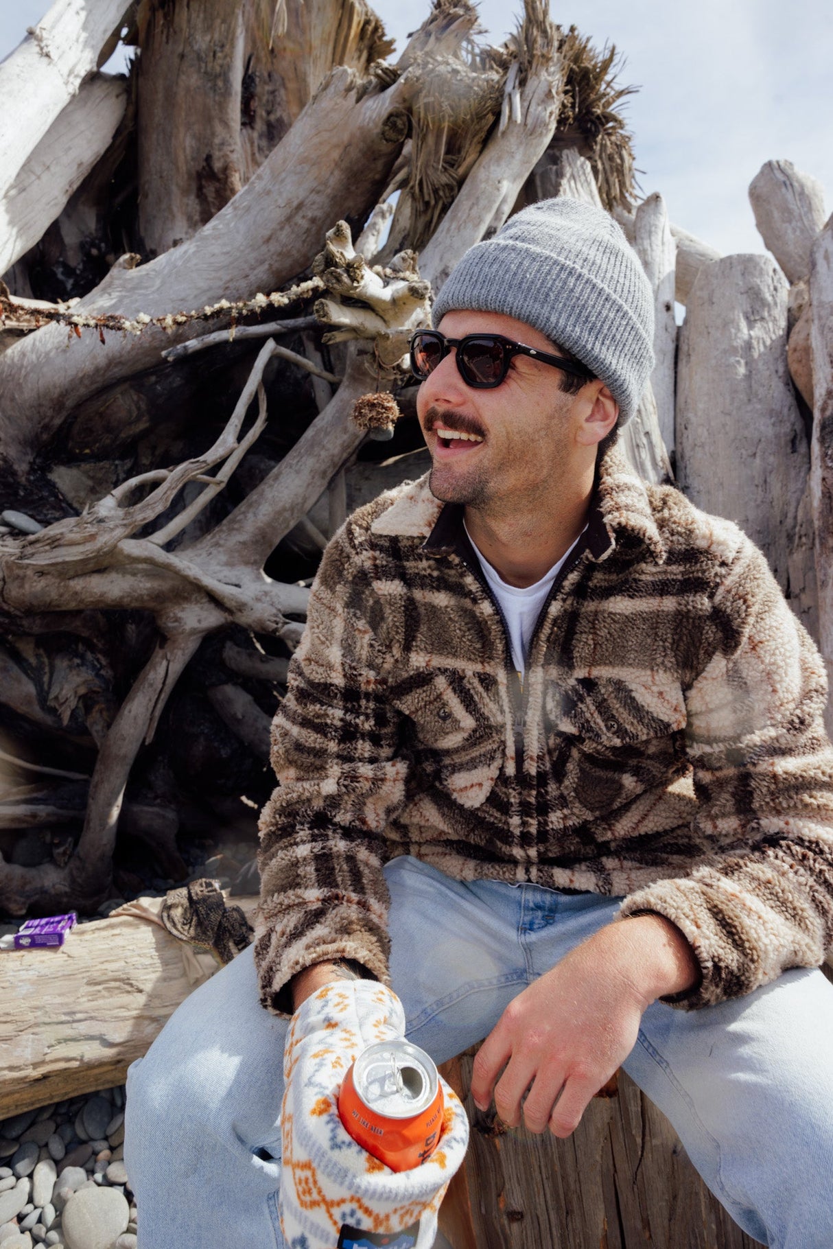 Kavu Drink Mitt - The Snowboard Shop