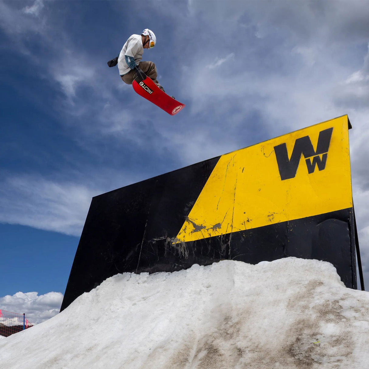 Never Summer Proto Type 3 Wide Snowboard 2026 - The Snowboard Shop