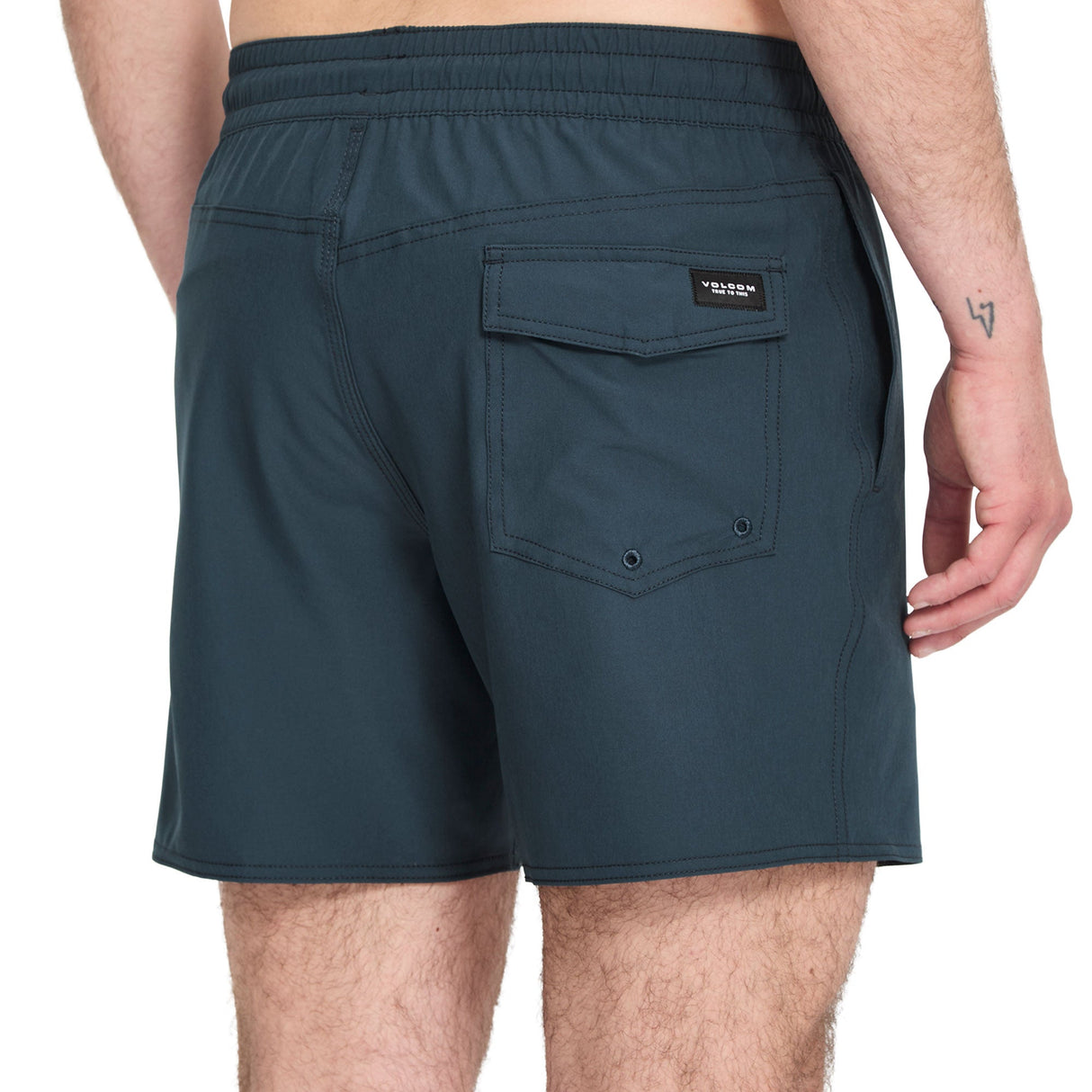 Volcom Lido Solid Trunk 16" Shorts - The Snowboard Shop