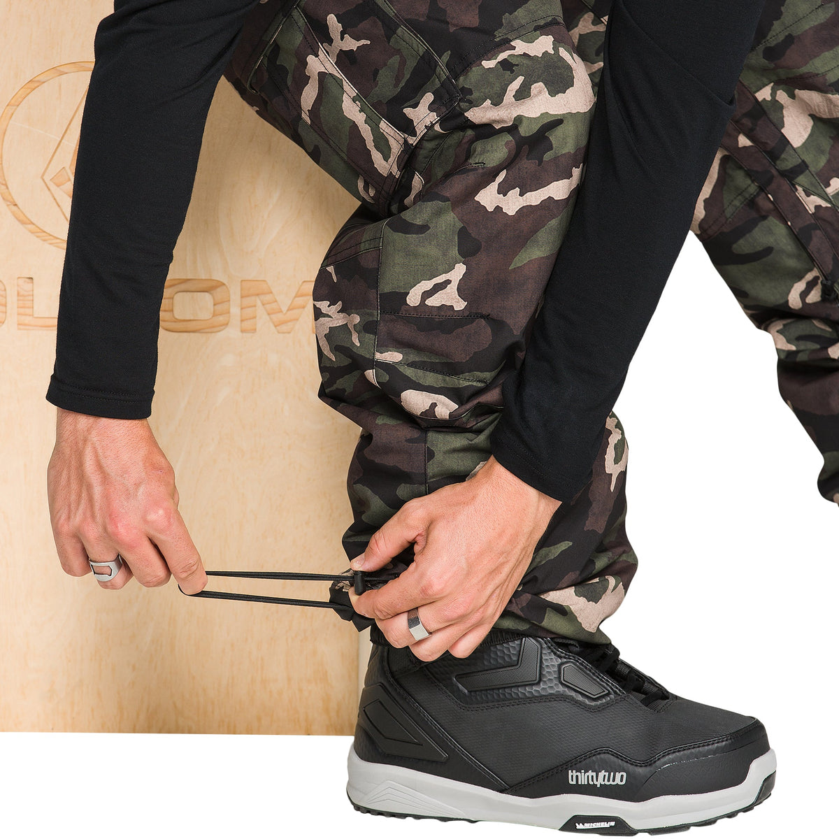 Volcom NWRK Baggy Pants - The Snowboard Shop