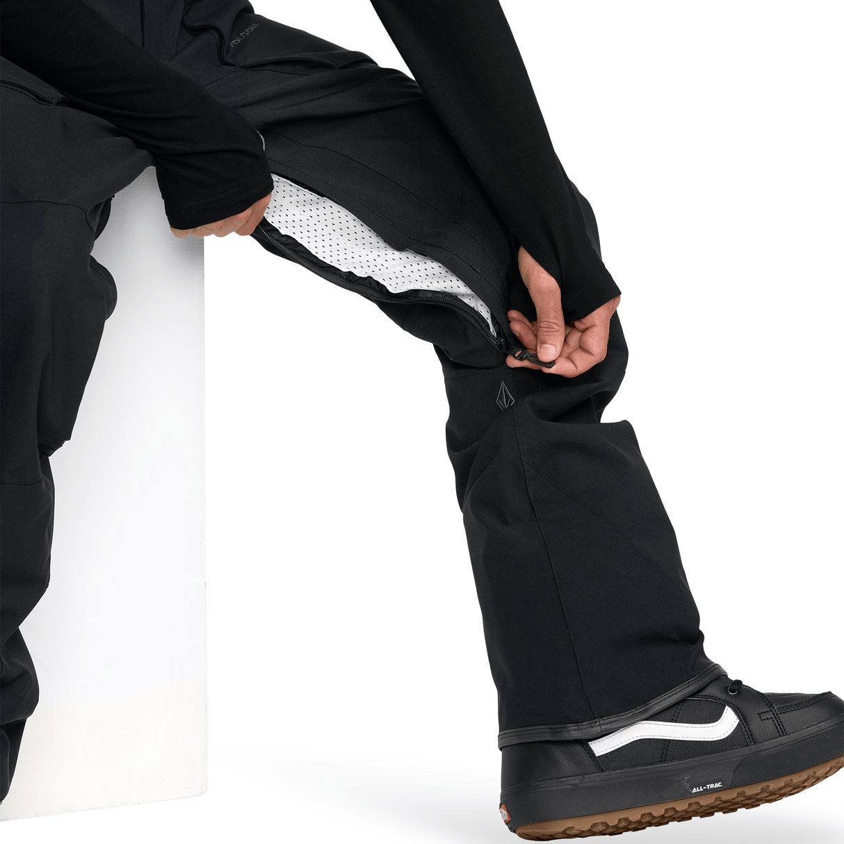 Volcom Roan Bib Pants - The Snowboard Shop