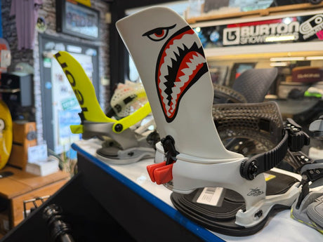 FASE Bindings - 2027 - The Snowboard Shop