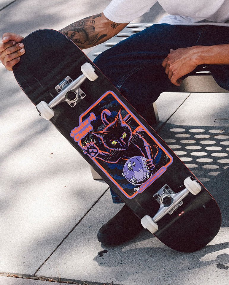 Globe G1 Master of Chaos Complete Skateboard - The Snowboard Shop