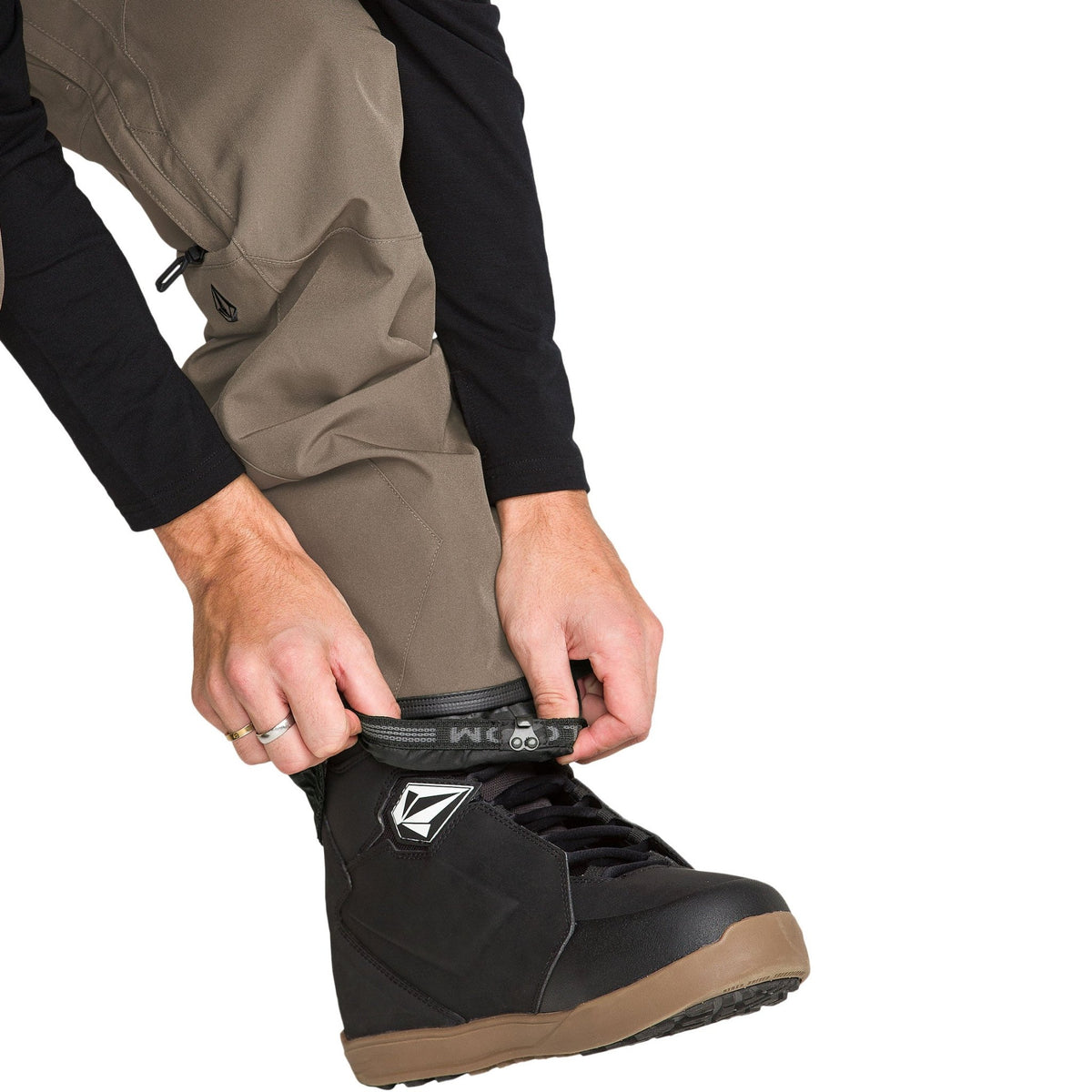 Volcom Roan Bib Pants - The Snowboard Shop